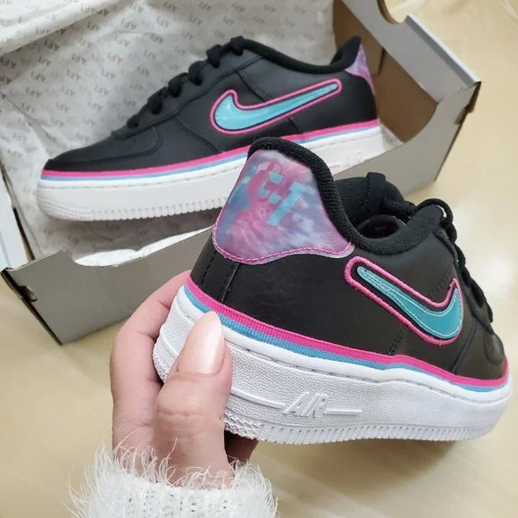 Nike Air Force 1 - Picture 5 of 7